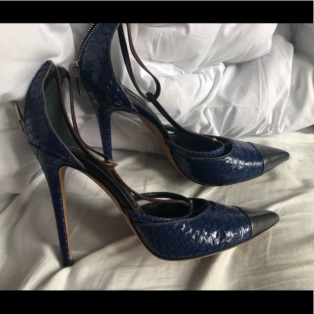 Prabal Gurung blue rare snakeskin heels size 10 40